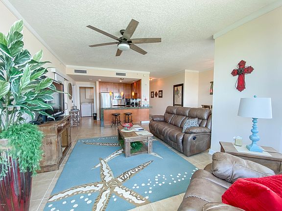 5th image of 2060 Beach Blvd