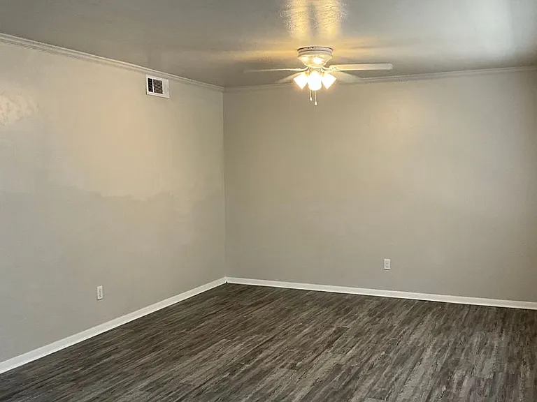 Terraces at Nichols Hills Renovated Two-Bedrooms — Photo 14