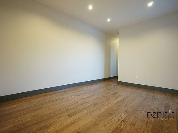 3rd image of 967 Bergen St APT 4B