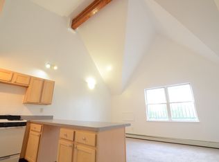 27 Forrest St #2, Brooklyn, NY 11206
