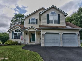 107 Deibert Dr, Stroudsburg, PA 18360