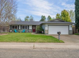 3025 Dove St, Redding, CA 96001