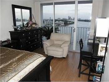 4th image of 7601 E Treasure Dr APT 1519