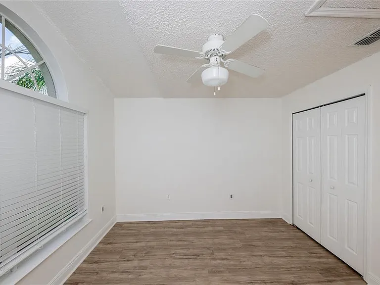16686 Corner Cove Way — Photo 17