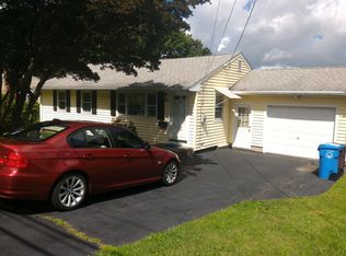 169 Merigold Dr, New Britain, CT 06053