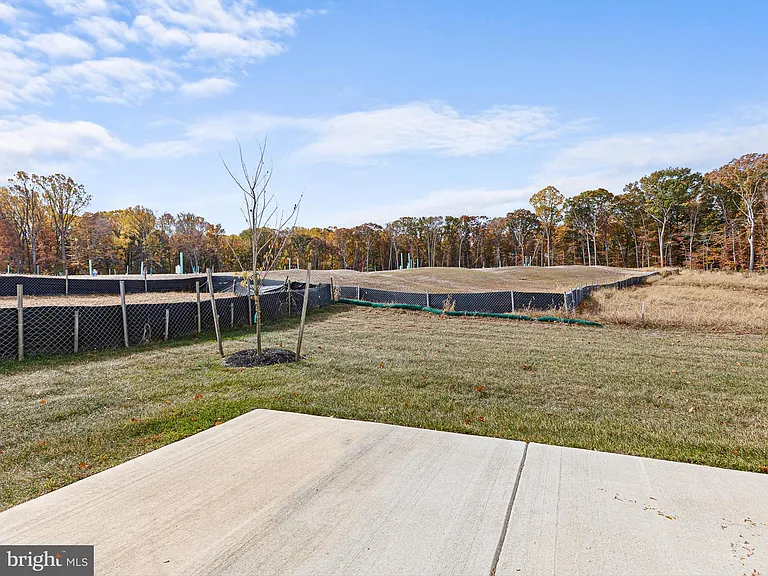 240 Baldy Ln — Photo 41