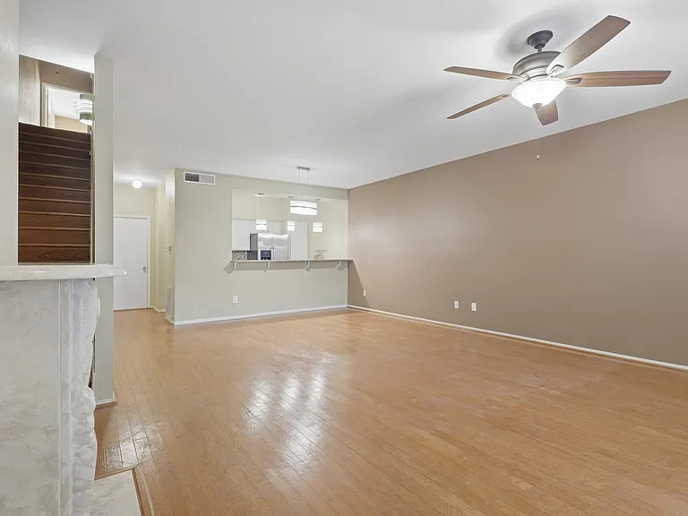 506 Wilcrest Dr #506 — Photo 5