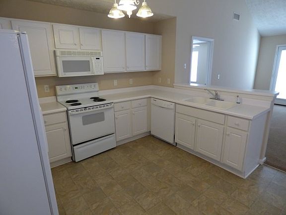 4th image of 1268 Dalmally Dr
