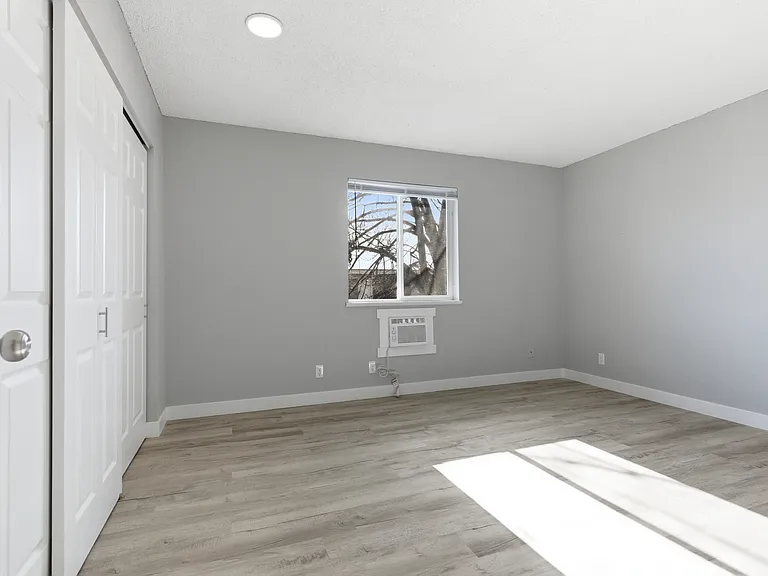 6625 N Standard St — Photo 5