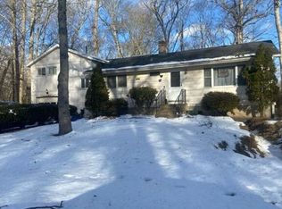 18 Happy Acres Rd, Clinton, CT 06413