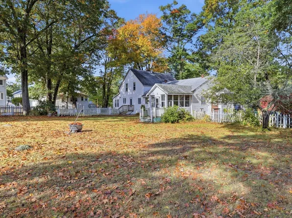 39 Cady St, Billerica, MA 01821