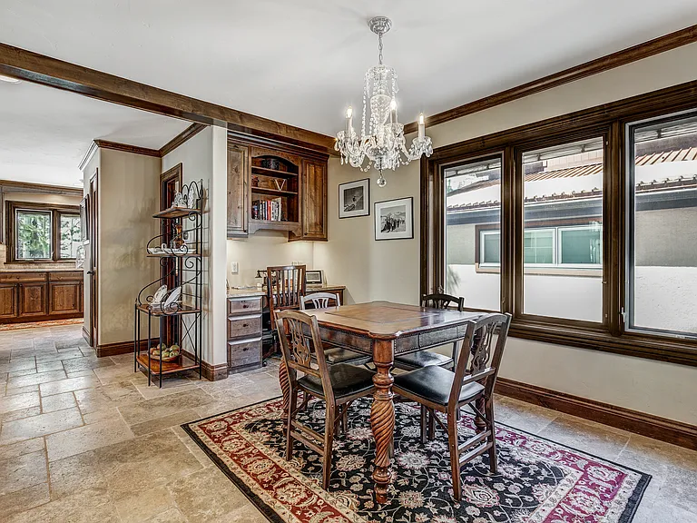 4230 Spruce Way — Photo 3