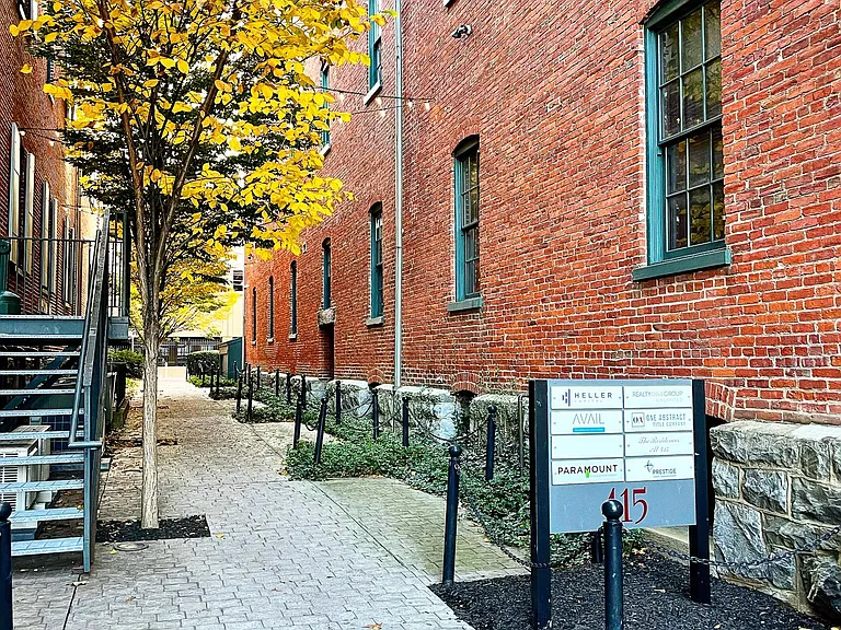 425 N Prince St #4 — Photo 18