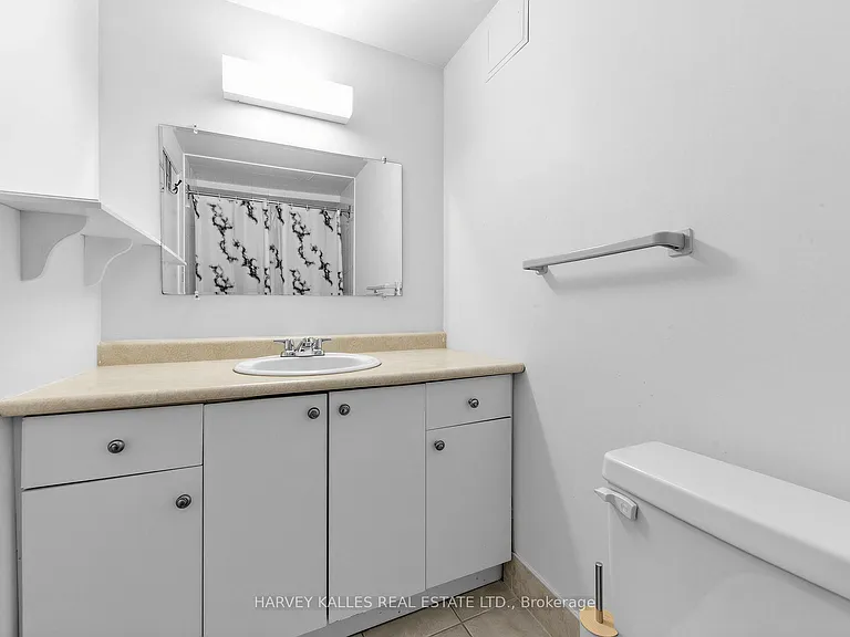 16 Terrydale Dr #BASEMENT — Photo 24
