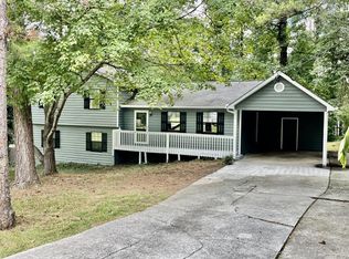 2113 Tropicana Dr, Suwanee, GA 30024