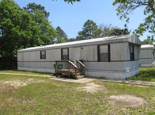 28 5th St #A, Shalimar, FL 32579