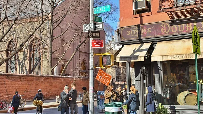 Rented by Park Property Advisors | media 33