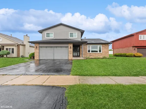 17802 Tanglewood Ct, Hazel Crest, IL 60429
