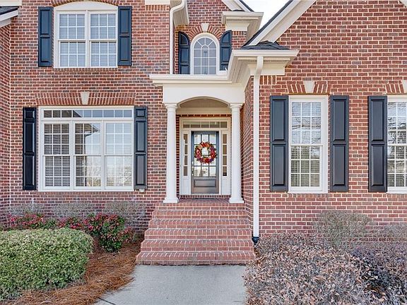 3rd image of 5415 Woodleaf Dr
