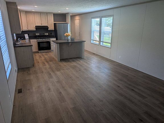 2nd image of 4001 Sandhill Rd Lot 263