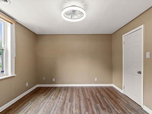 4th image of 1580 E 4th Ave