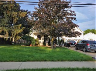 6482 Lear Nagle Rd, North Ridgeville, OH 44039