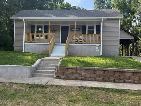 621 Taylor St, Eden, NC 27288