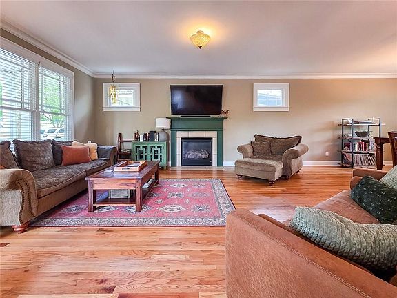 5th image of 1548 Thomas Rd