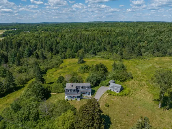 898 Us Highway 1, Columbia Falls, ME 04623