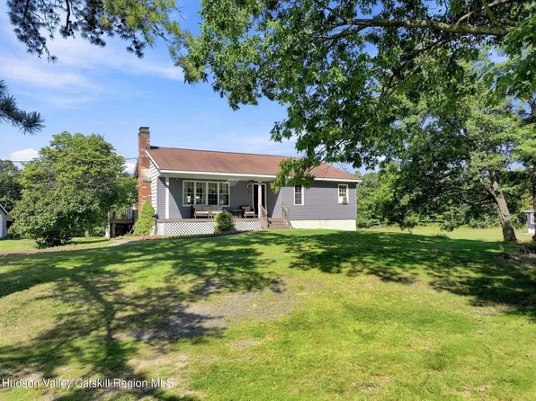 39 Columbia Avenue, Philmont, NY 12565