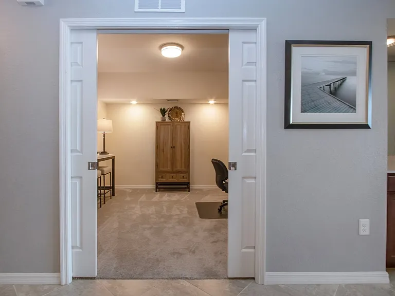5548 Palmer Cir #102 — Photo 31