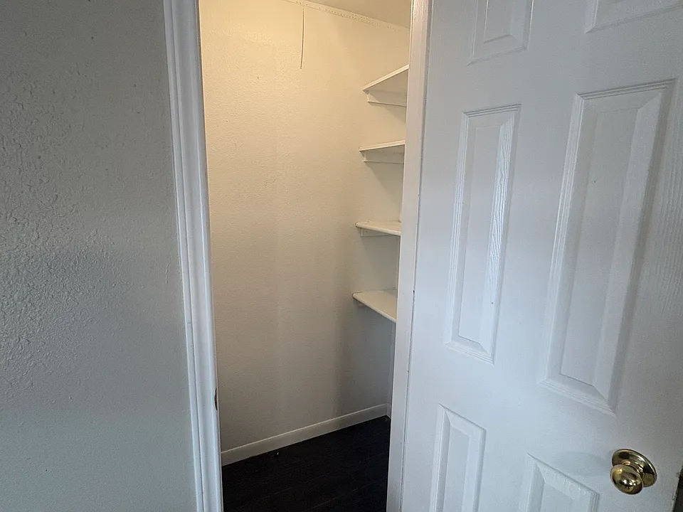 Walk in pantry in kitchen