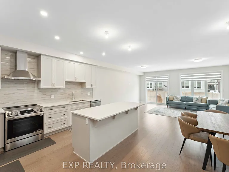 934 Clarkia St — Photo 31