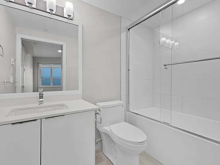 3050 Kingsway #406 — Photo 9
