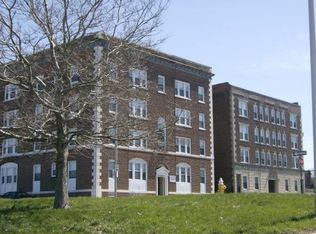 7 Harvard St APT 2, Worcester, MA 01609