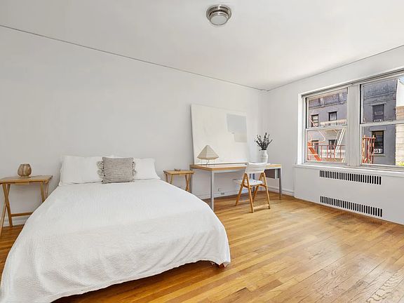4th image of 161 E 91st St APT 4D