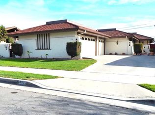 726 E Fairway Dr, Orange, CA 92866