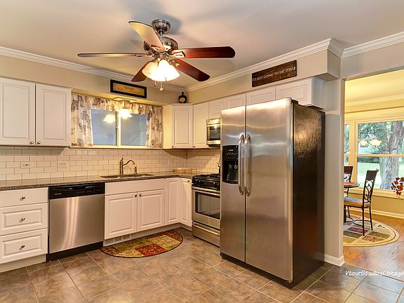 4th image of 5338 Larkspur Ln