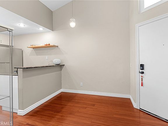 5th image of 240 Pineview #3A