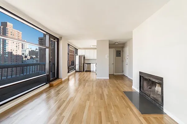 Rented by Tourma Realty LLC | media 12