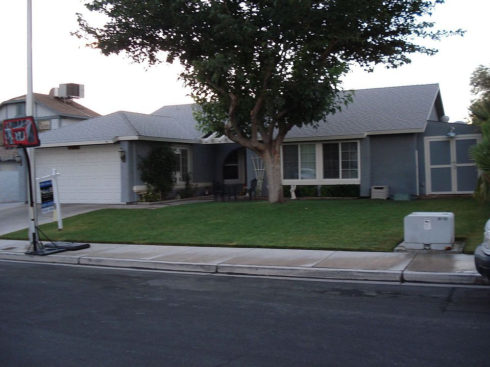 1st image of 125 Rockmoss St