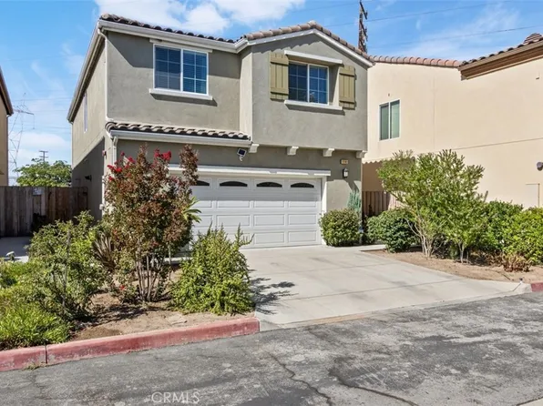 11161 Laughlin Ln, North Hollywood, CA 91606