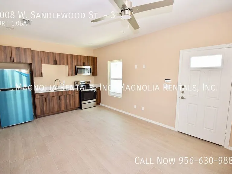 3008 W Sandlewood St #3 — Photo 5