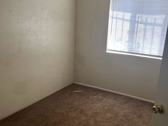 3rd image of 1001 E 2nd St #Abfbfc547