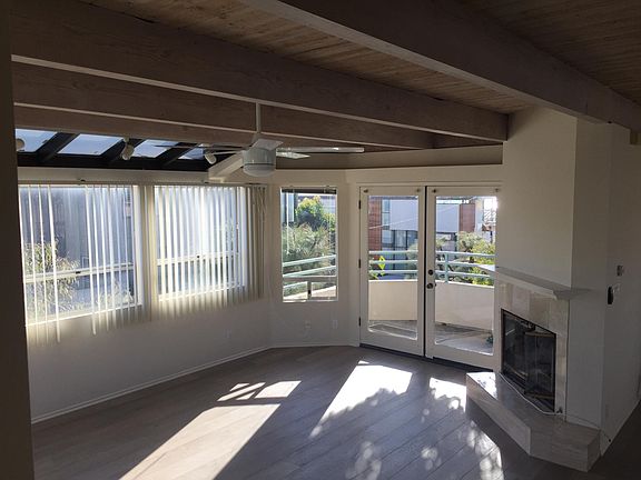 Living room - angle 1