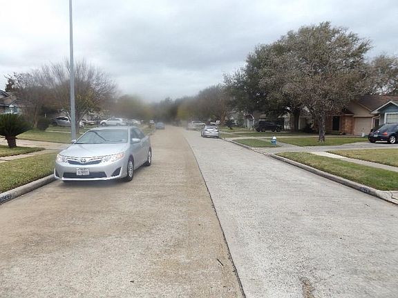 5th image of 9223 Waving Fields Dr