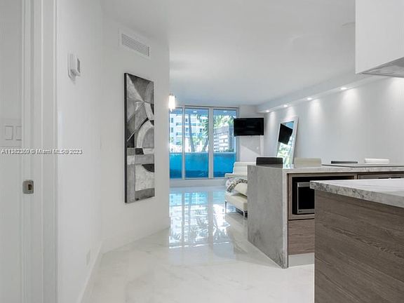 5th image of 2301 Collins Ave APT 315