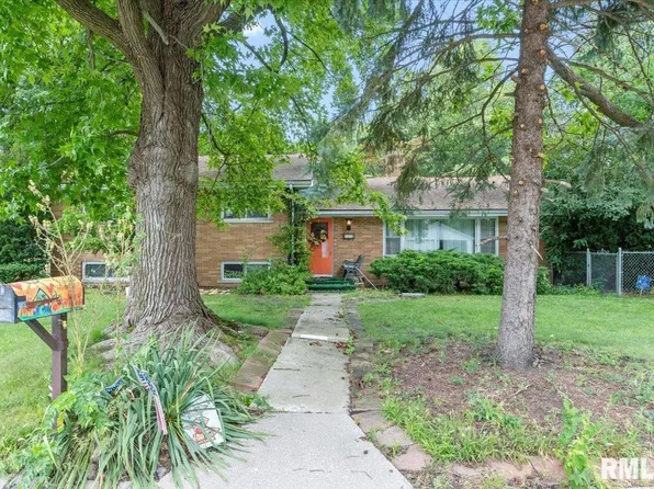 602 E Yates St, New Berlin, IL 62670