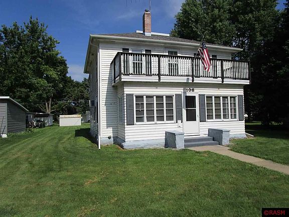 4th image of 108 N 5th St