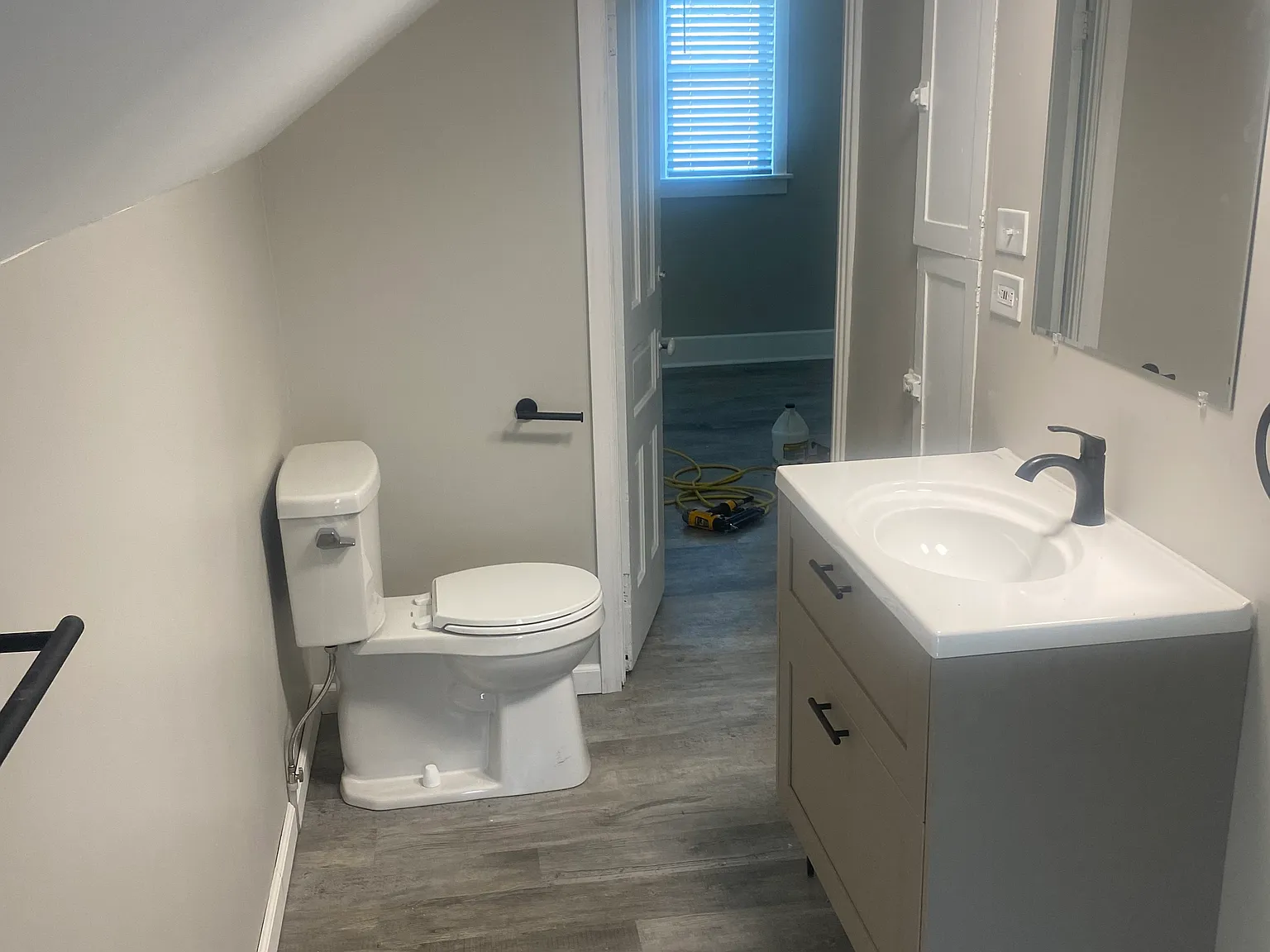 2 bed, 800 sqft, $1,300 — Photo 4